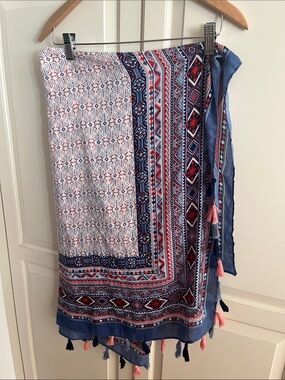 lulu athletica Blue Scarf with Pink & White Geometric Print